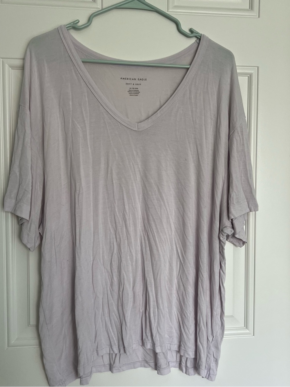 American Eagle Outfitters Soft & Sexy V-Neck Short Sleeve Tee bundle! - Picture 7 of 7